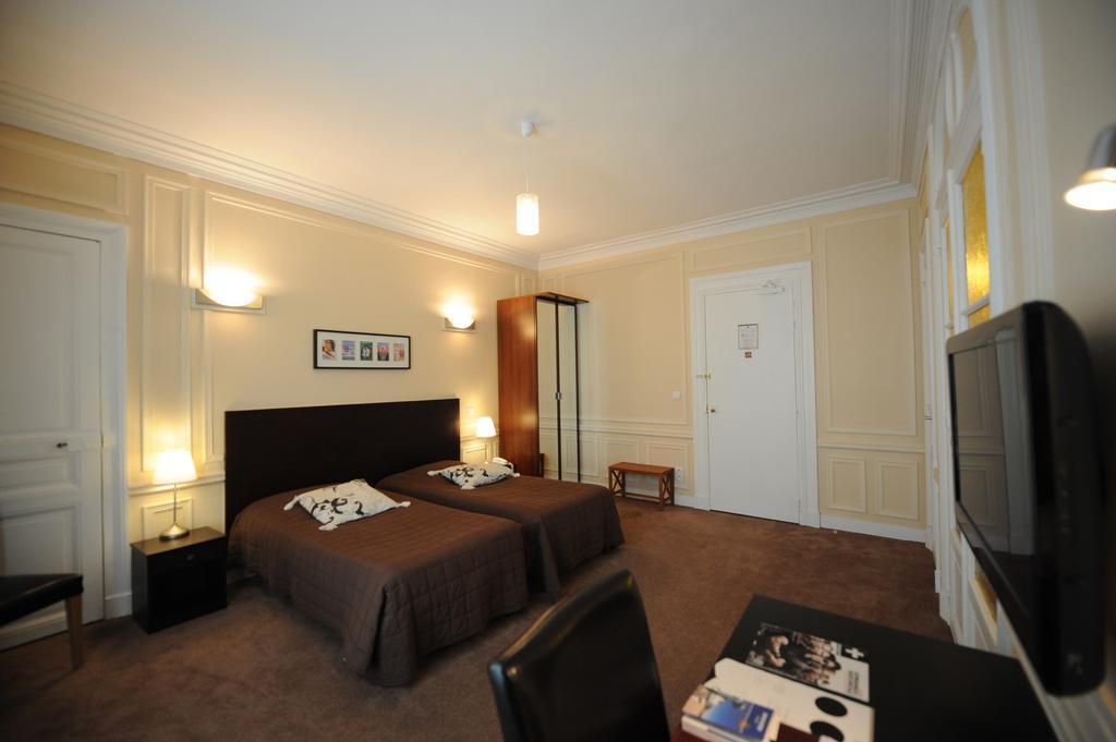 Hotel Continental Pau Centre Εξωτερικό φωτογραφία