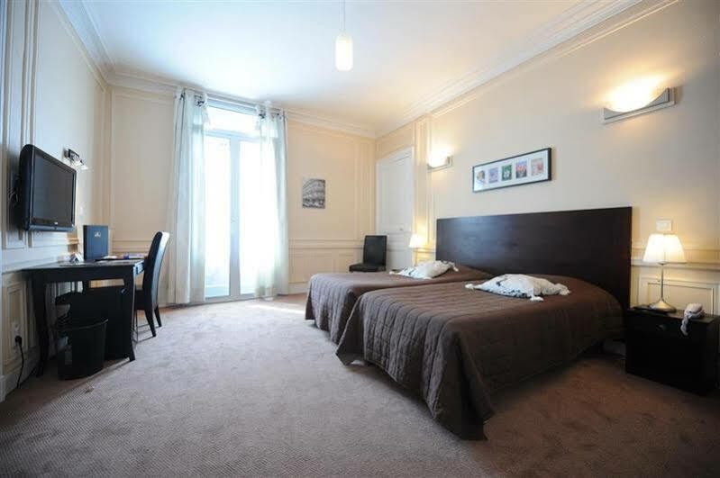Hotel Continental Pau Centre Εξωτερικό φωτογραφία